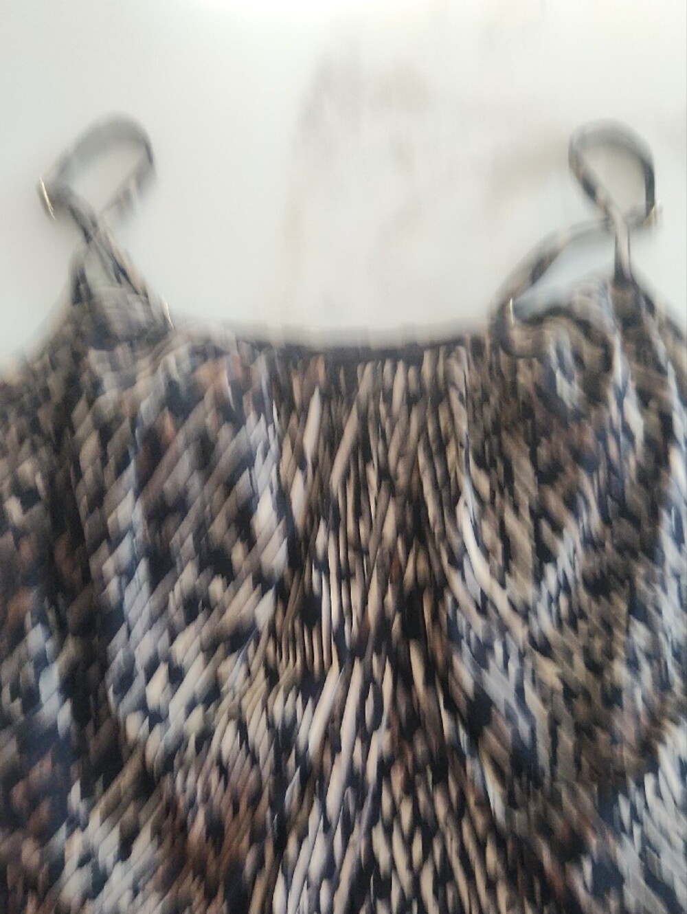 Miraclesuit Animal Print Pleated Tankini Top. 14 & 16 Avail! - Picture 6 of 14